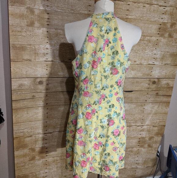 Vintage Cottage Core Yellow Floral Dress - Picture 12 of 16